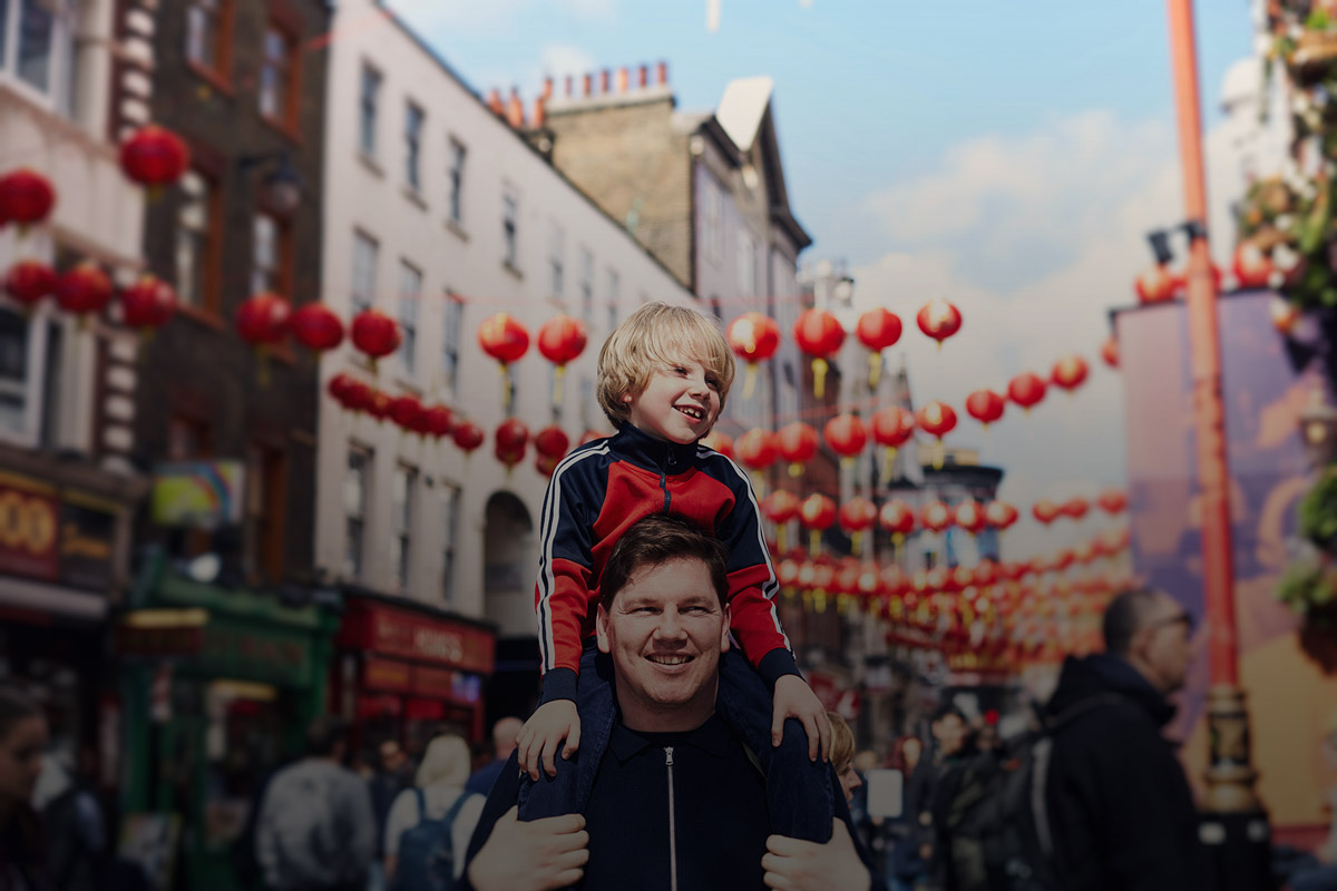 Vater mit Sohn in China Town