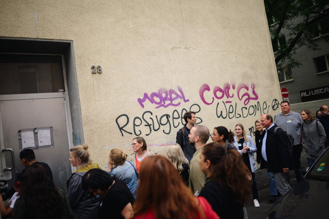 Bei einer Stadtführung zeigen Einwander*innen aus Rumänien und Bulgarien ihre Stadt Duisburg.